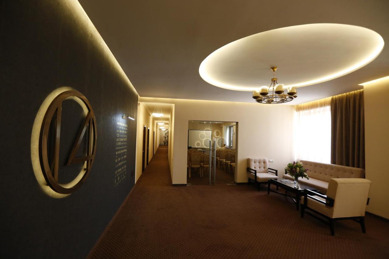 14 Floor Hotel Jerevan Eksteriør bilde